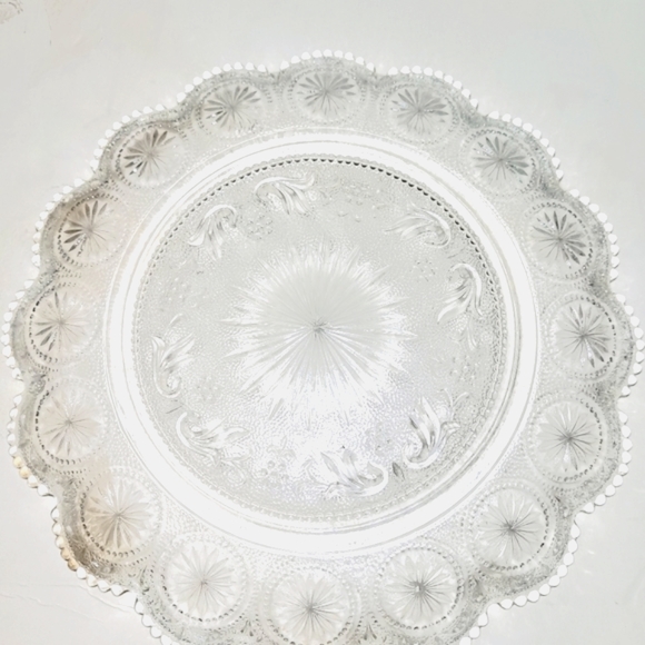 American Concord Glass serving dish 10" wide, by Brockway Glass Co - Picture 1 of 4